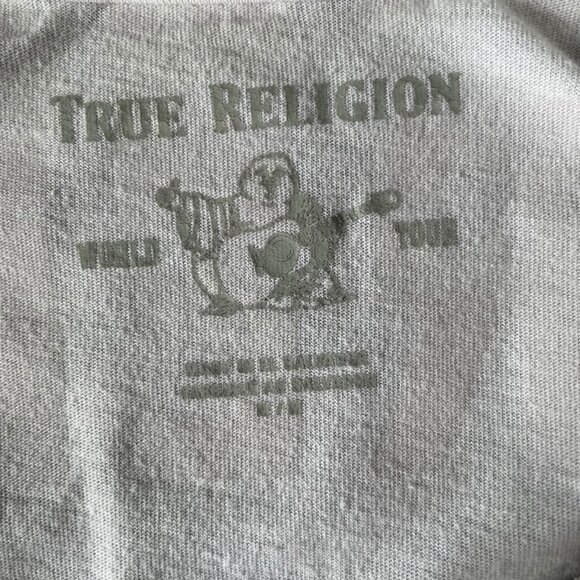 True Religion Graphic Logo T-Shirt M Casual Streetwear All-Over Graphic Trendy - Picture 2 of 8